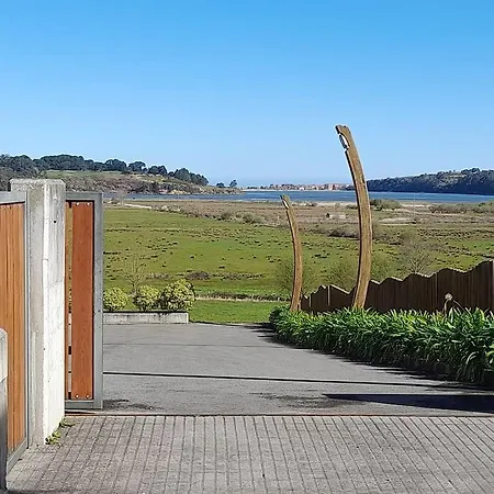 Casa Bahia De Pedrena Holiday home Elechas